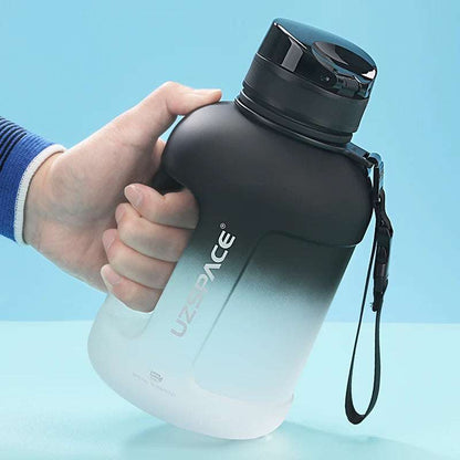 2 Liters Water Bottle with Time Marker Reusable High-capacity 1.7L black and white