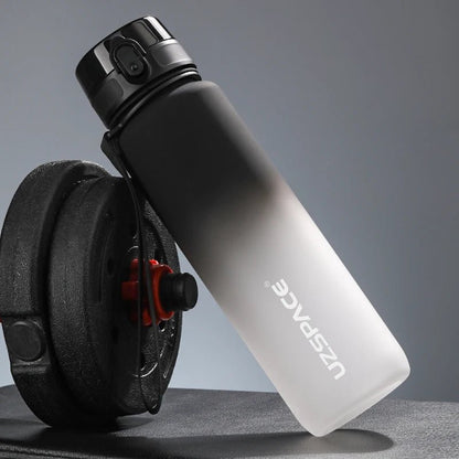 500/1000ML Sports Water Bottle Shaker BPA Free Black and White