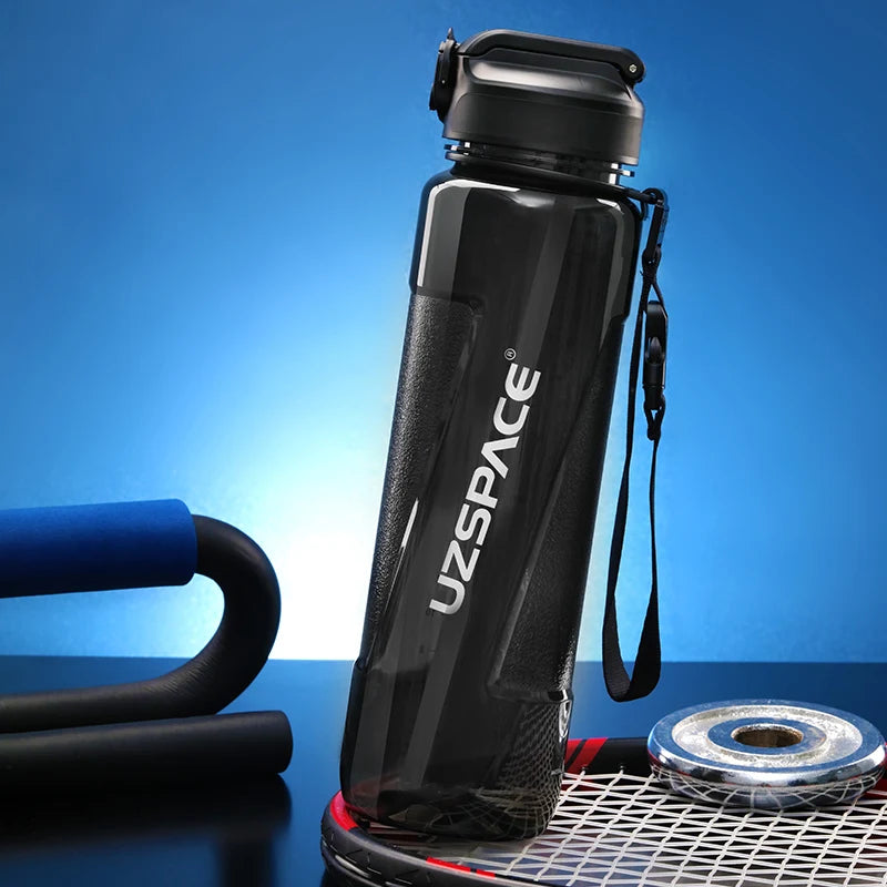 Sport Water Bottles with Straw Large-capacity Tritan Plastic BPA Free Black